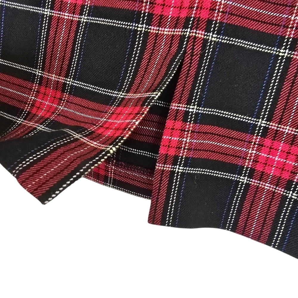 Zara Red and Black Plaid Mini Skirt - Picture 2 of 4